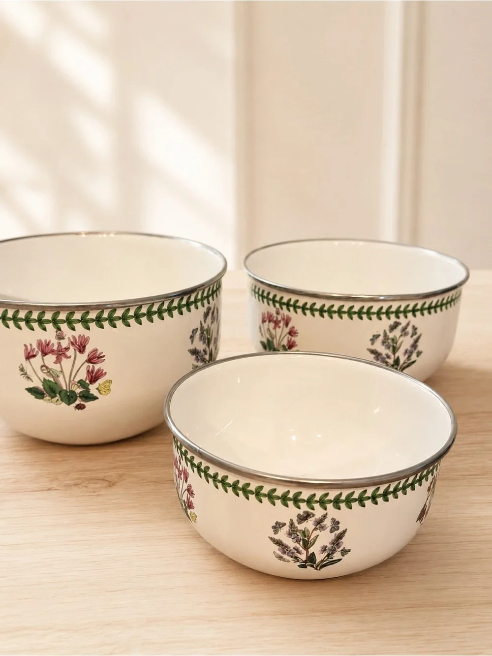 Vintage  Portmeirion Botanic Garden Mixing Bowl Set of 3 Floral 8” 7” 6”